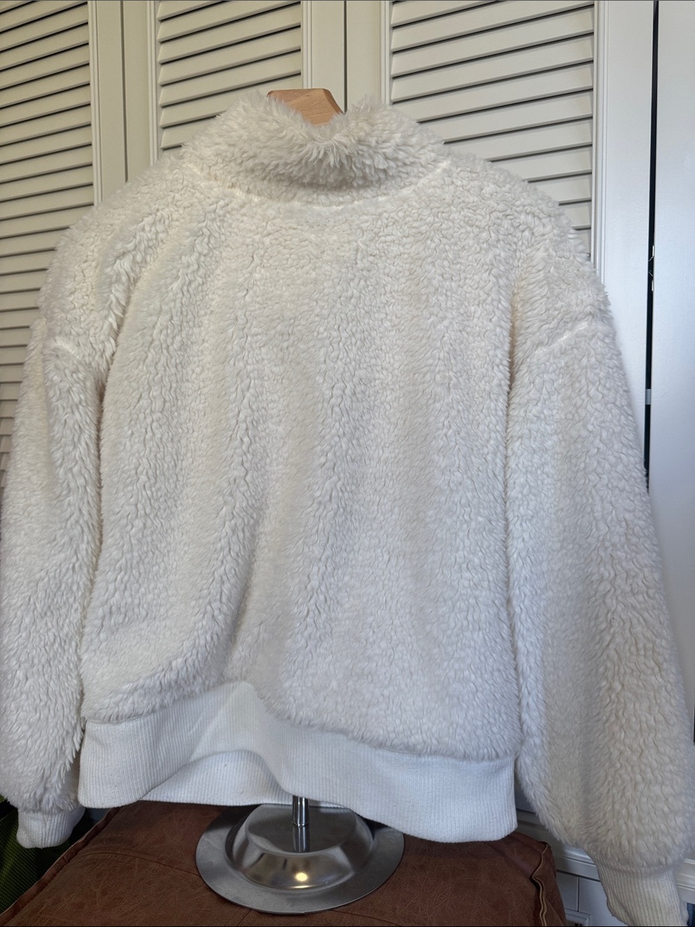 GAP Ivory Plush Sherpa Teddy top